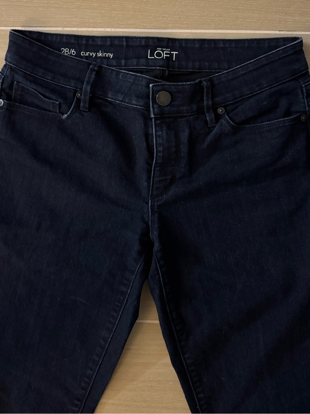 LOFT Skinny Jeans in Dark Navy